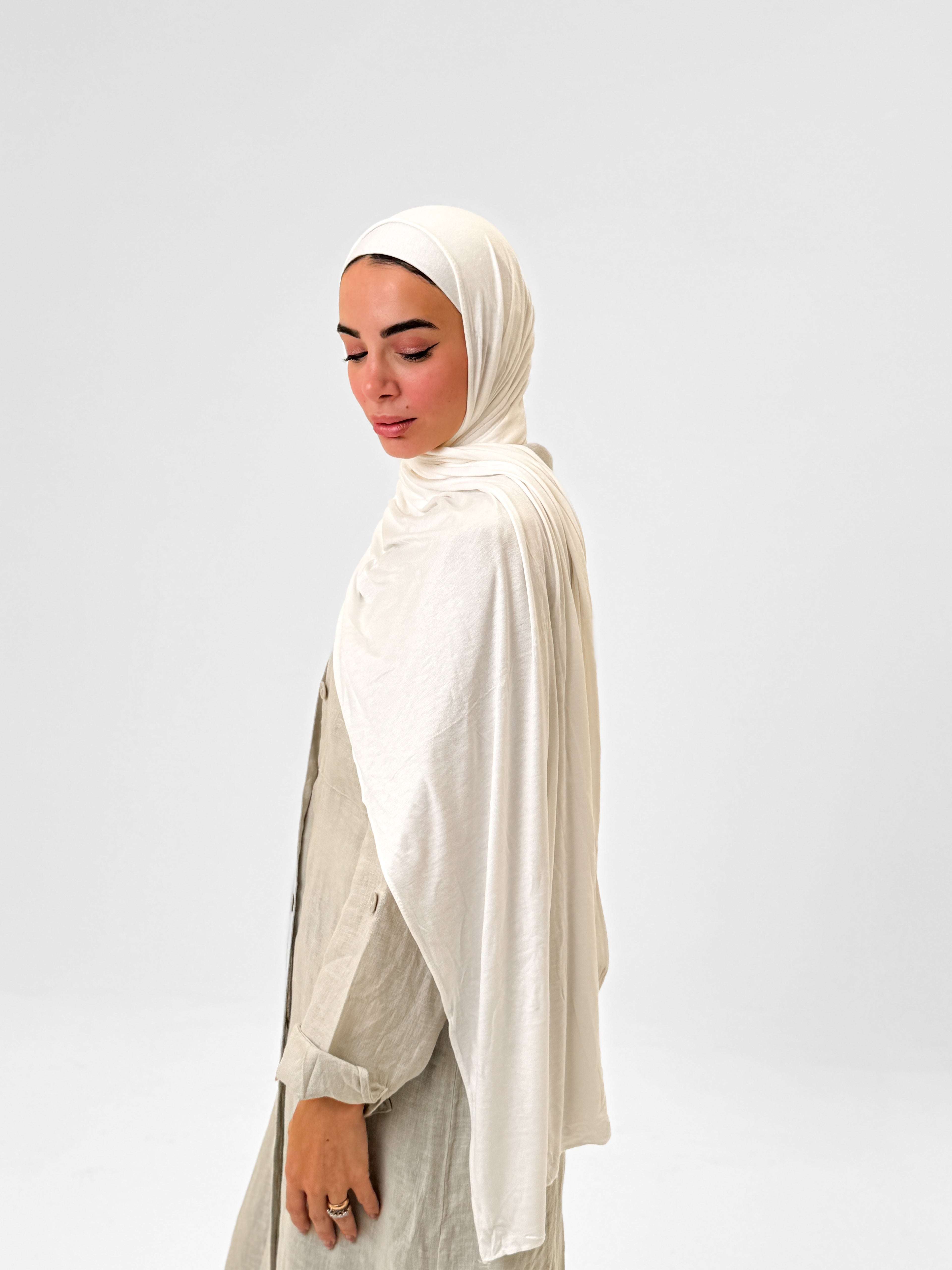 Comfort Lycra Scarf With  Matching Cap - Off White