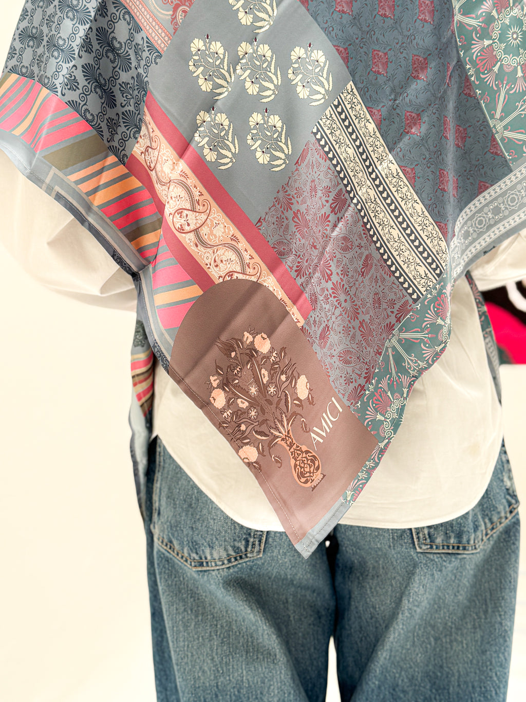 Square satin square - Velvet Mosaic